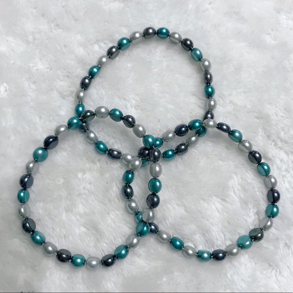 Three Honora Pearl Button Bracelets - Picture 4 of 5